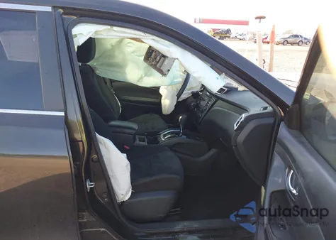 2015 Nissan Rogue S/Sl/Sv from USA, damaged, VIN KNMAT2MT6FP541968